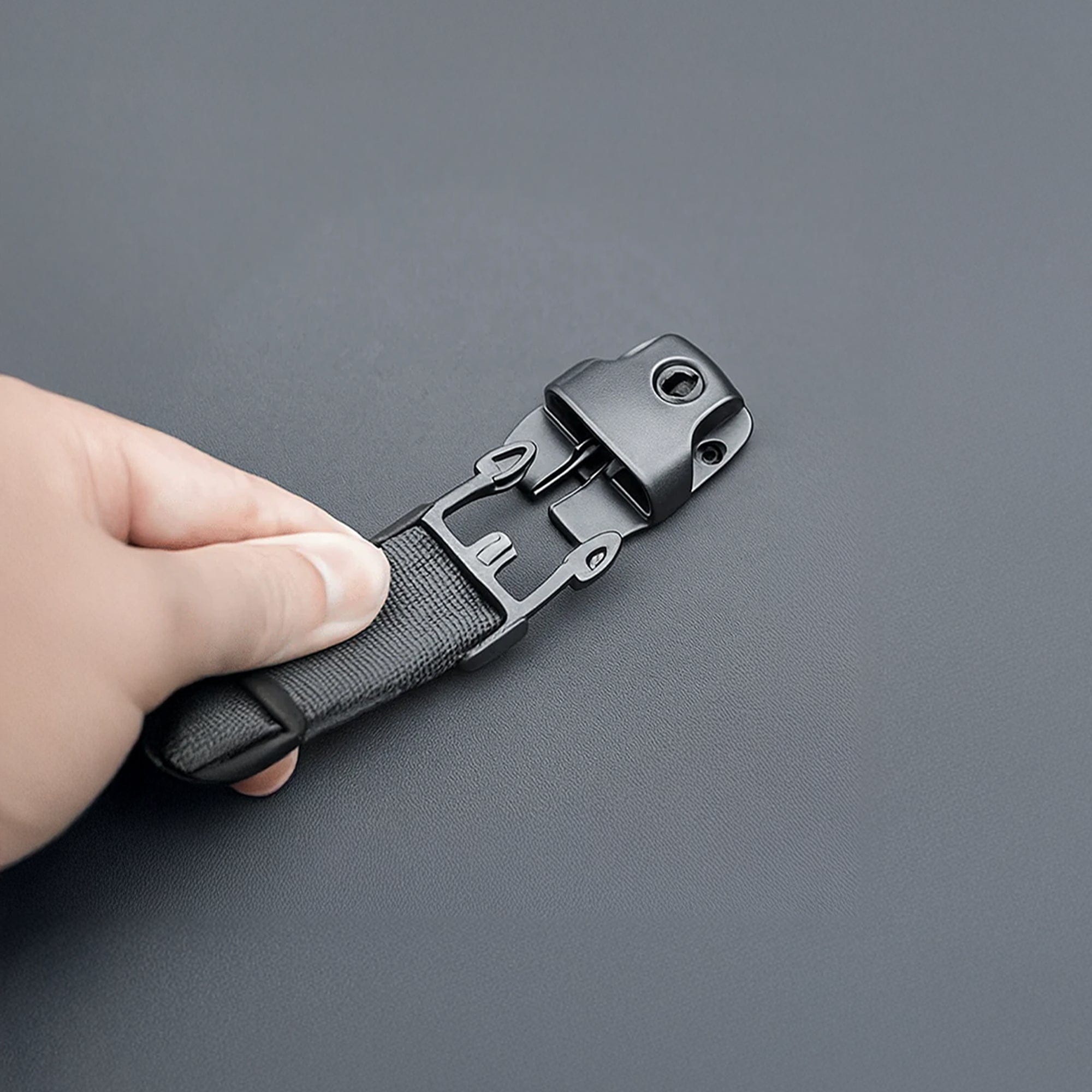 Heavy-Duty Wind Straps